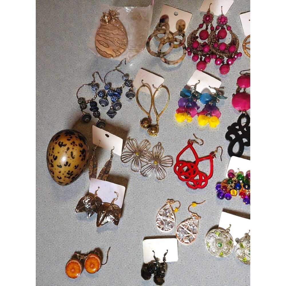 40 Pair Earring Lot Boho Dangle Statement Novelty Studs Wholesale Bulk Reseller - Picture 6 of 6